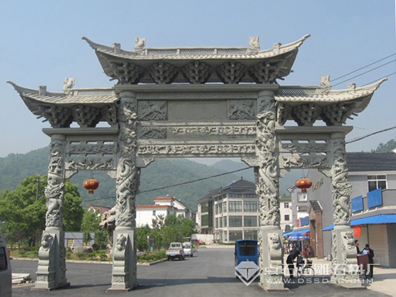 三门三楼砂岩石牌坊